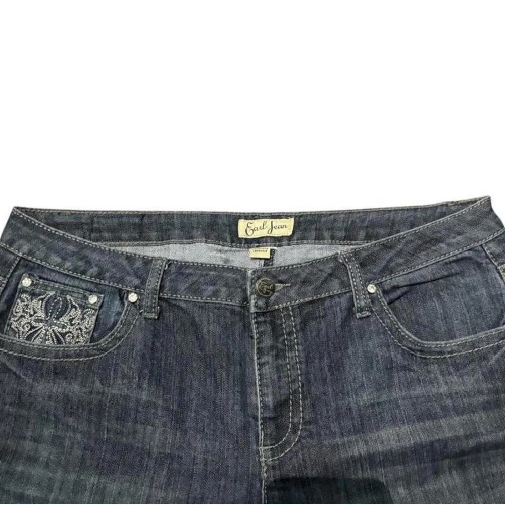Embroidered Jeans - Picture 4 of 6
